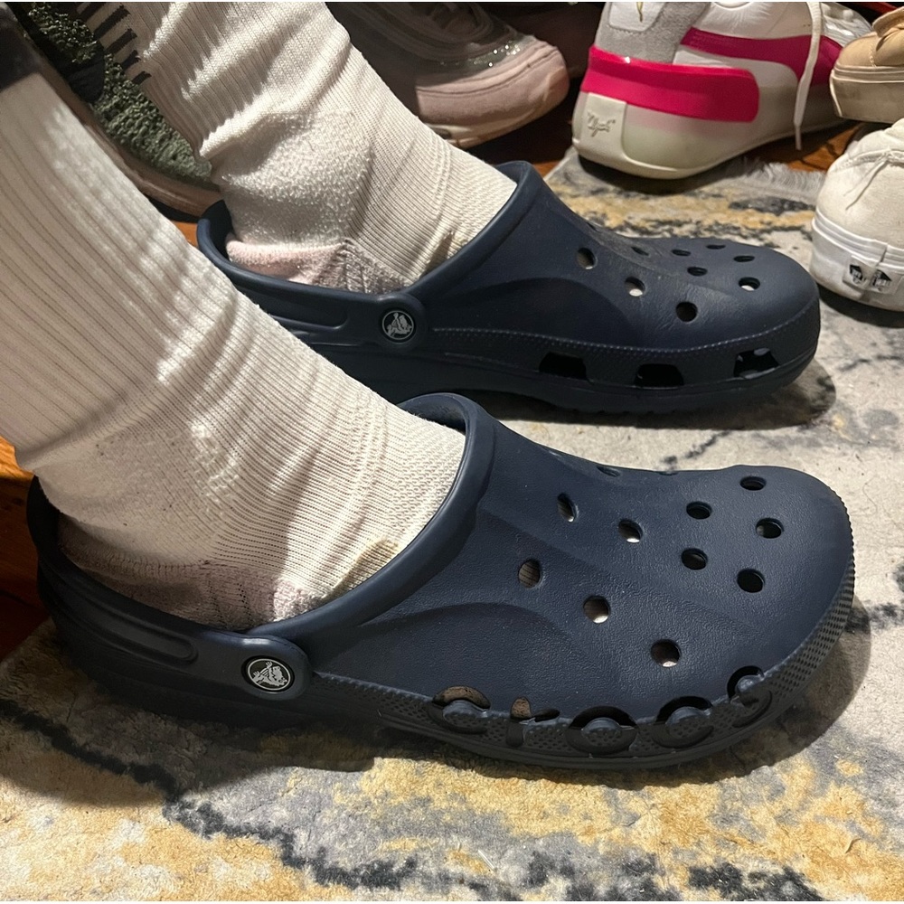 CROCS